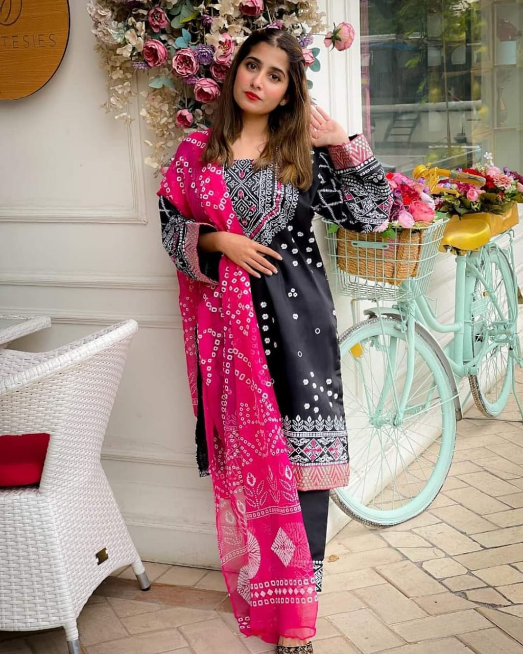Chunri Silk 3-Piece Embroidered Suit - The Mak's Store