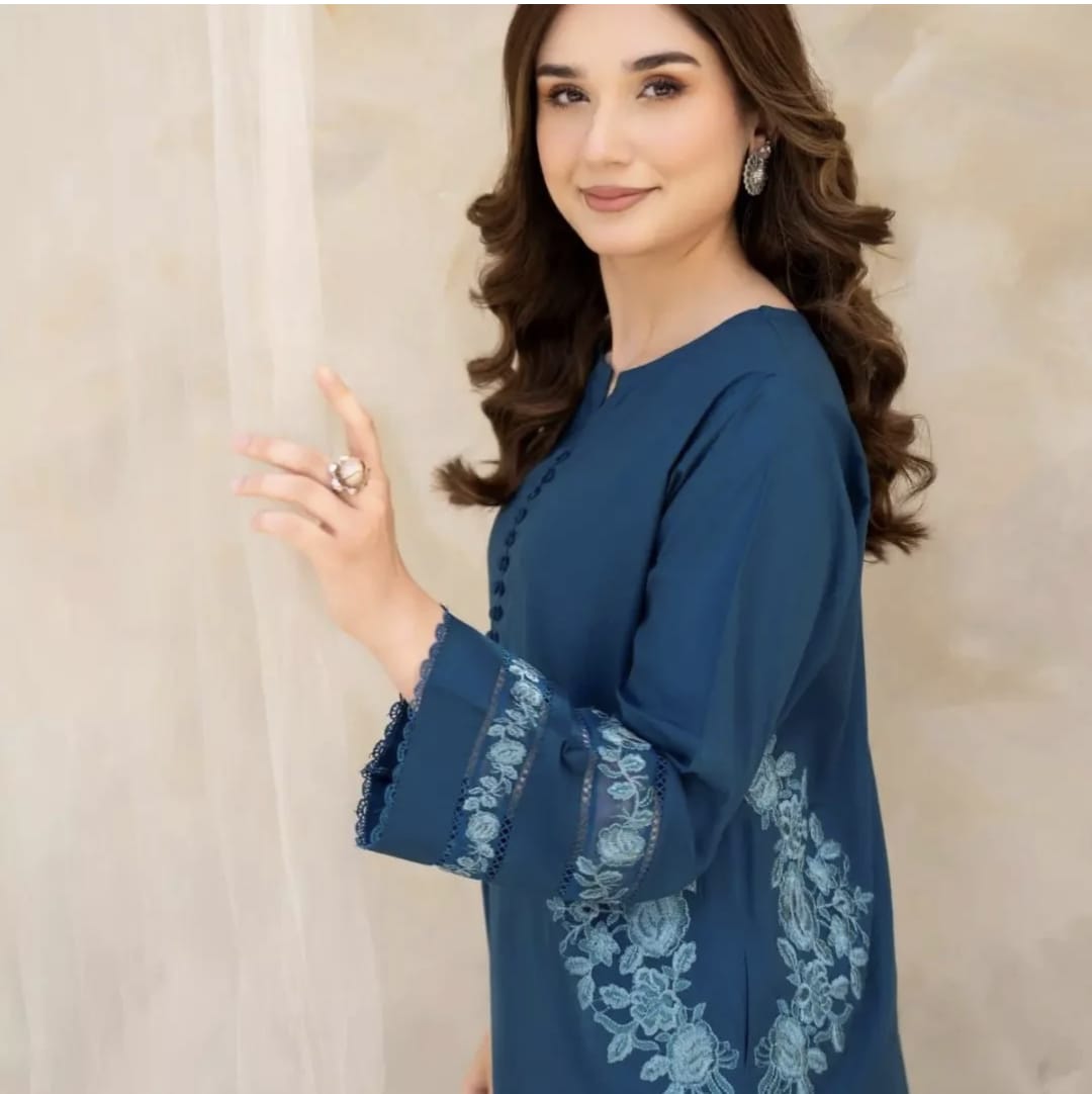 ELLA EMB LONG LENGHT (DOUBLE POCKET)