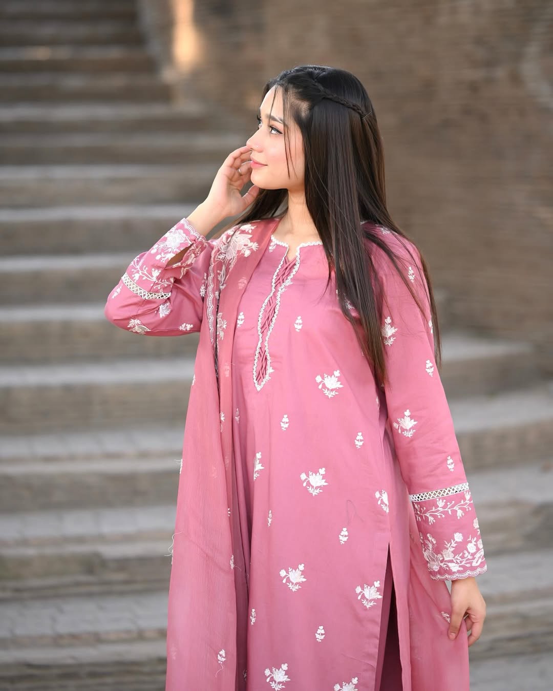 NAZNEEN EMBROIDERY 3PC - PURE LAWN