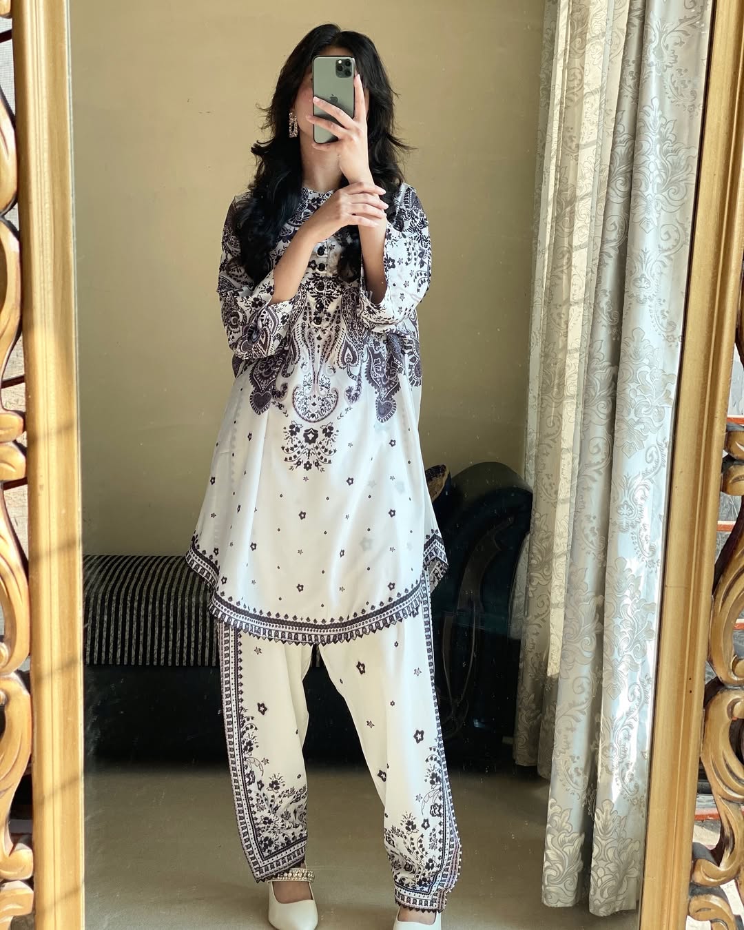 ANAYA - SILKY LAWN