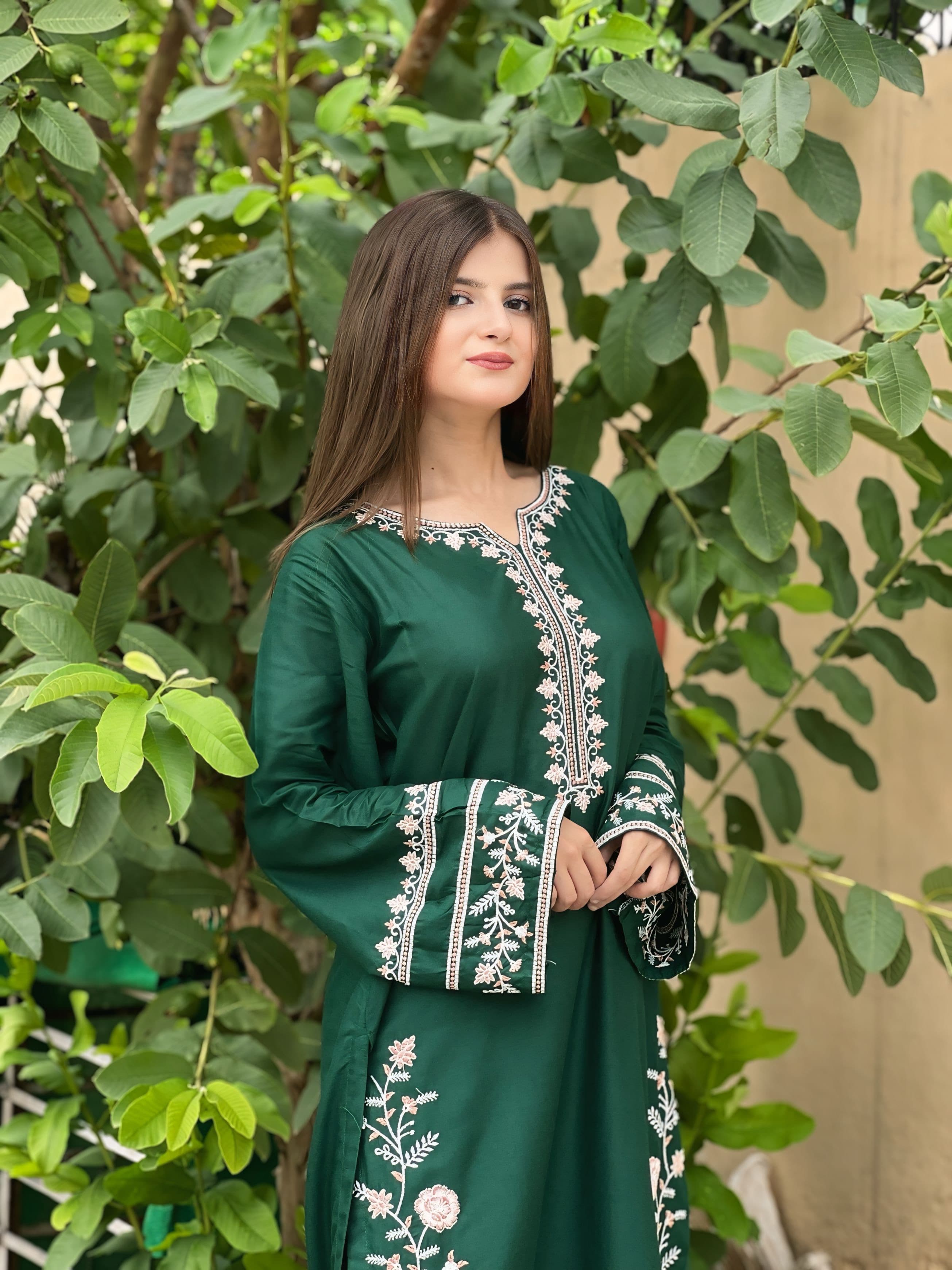 ADAAB Lilen Embroidery
