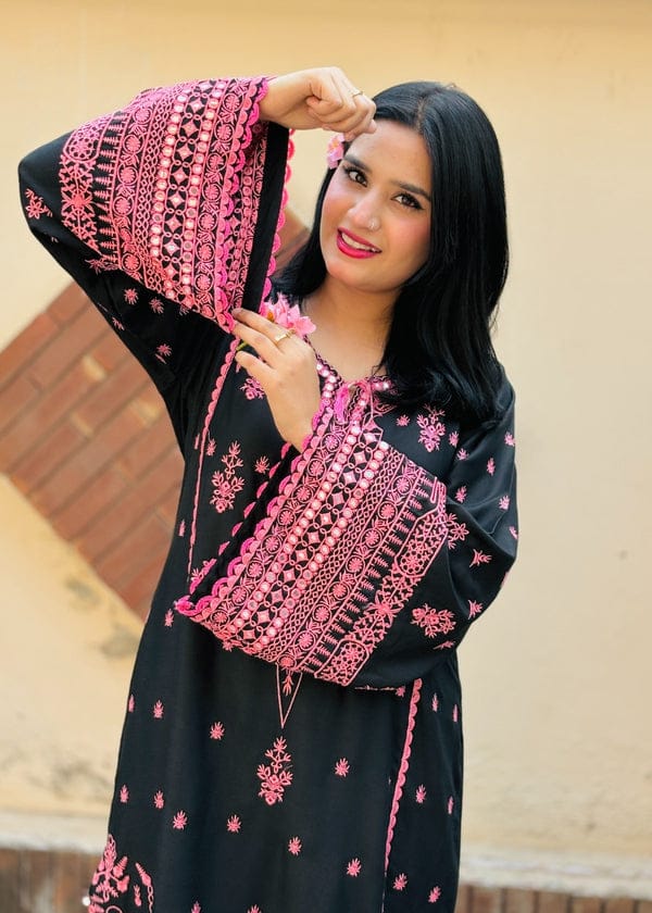 BLACK ROSE EMBROIDERED 2PC