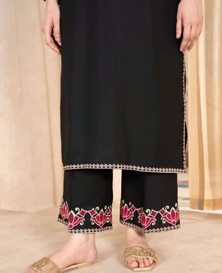 Black Rose Embroidery 2-Piece Suit
