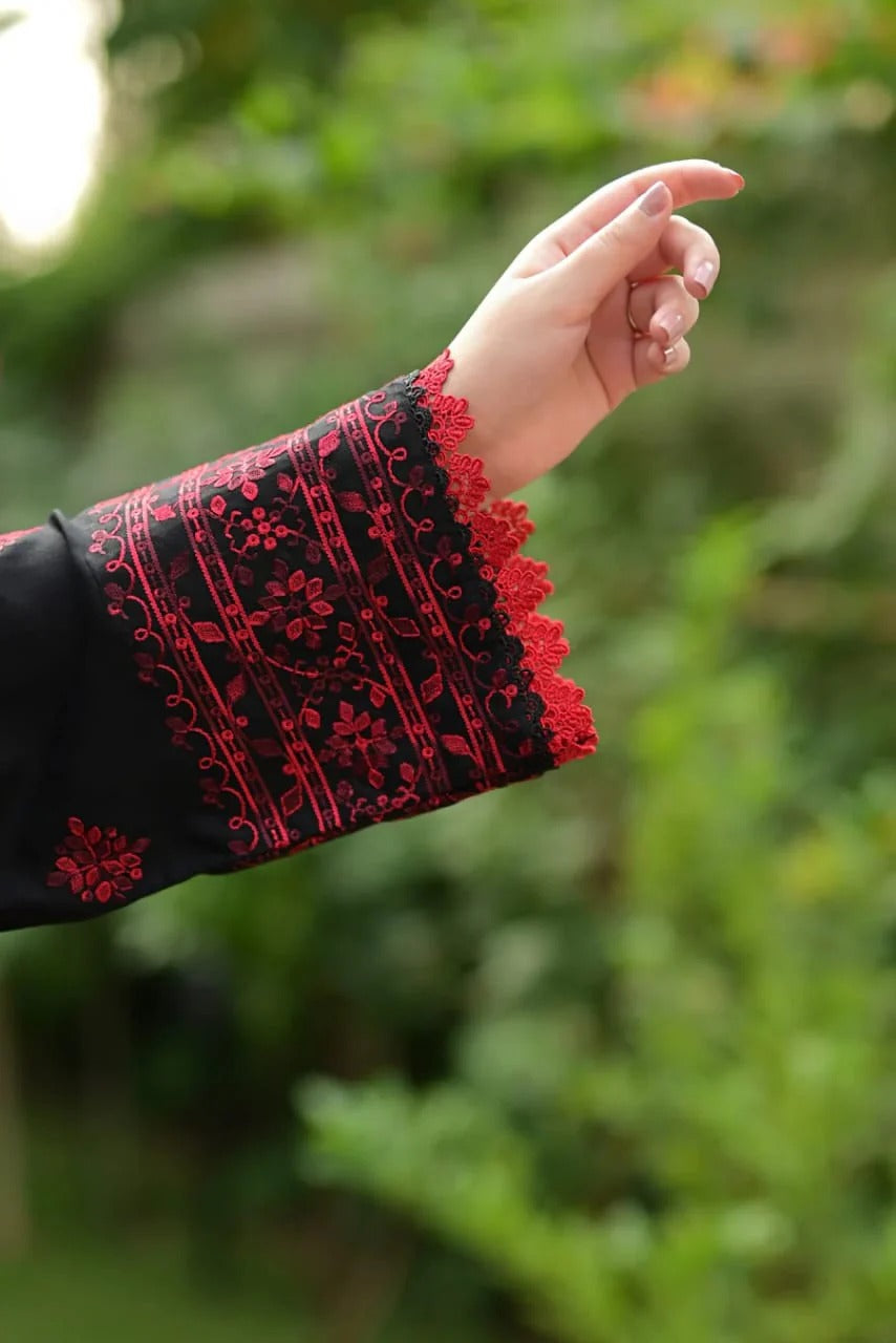 CELINA EMBROIDERED 2PC