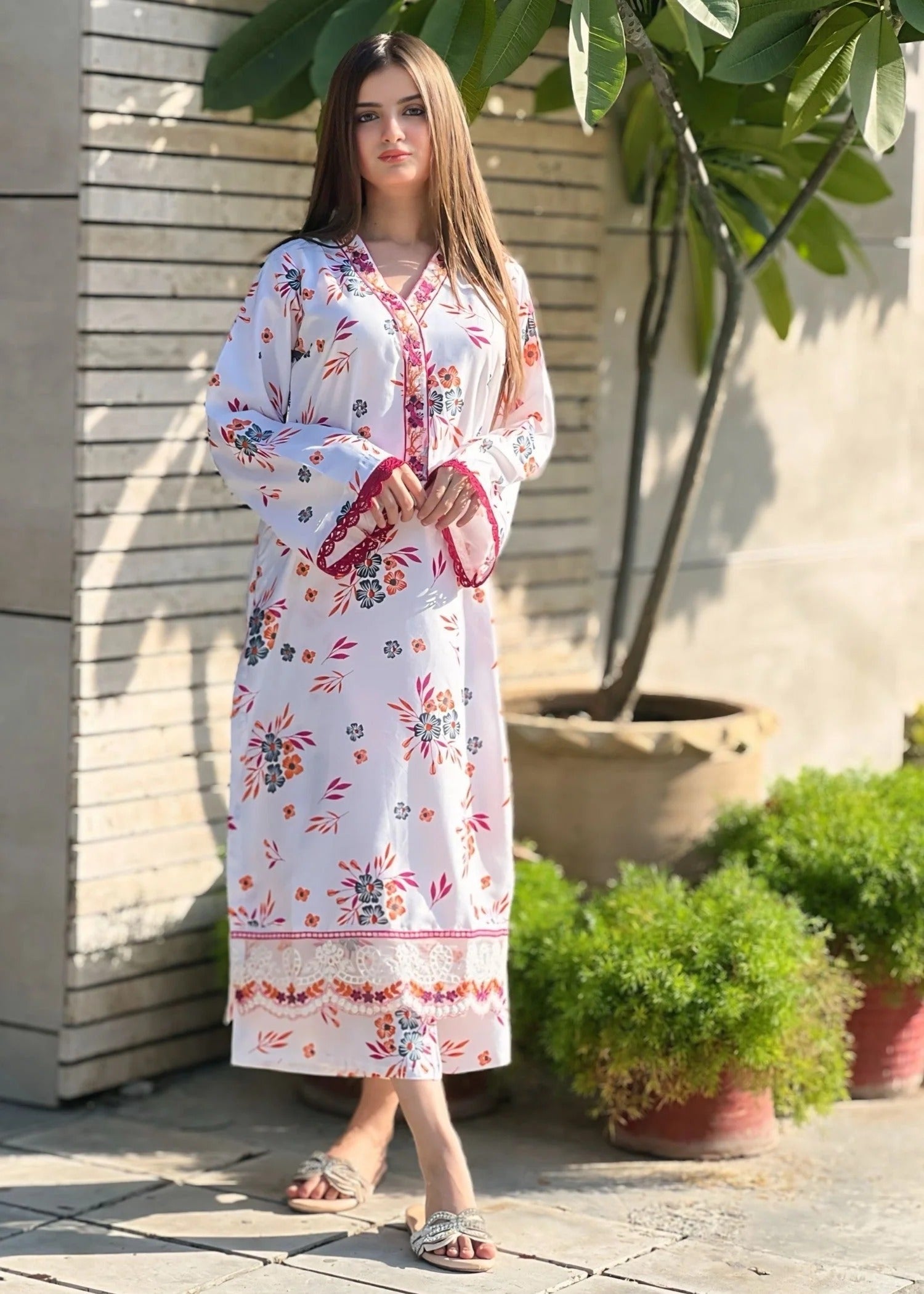 WHITE ELEGANCE EMBROIDERED 2PC