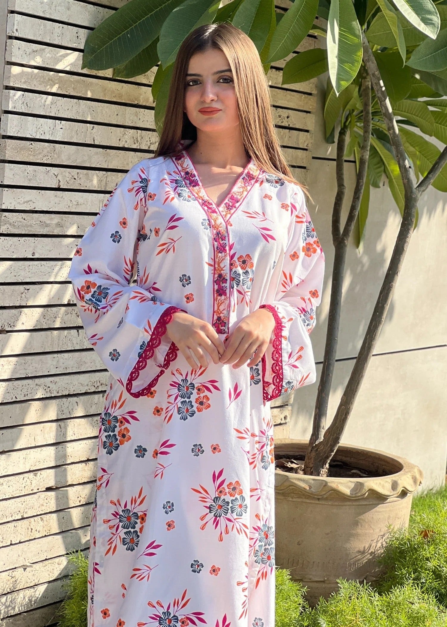 WHITE ELEGANCE EMBROIDERED 2PC