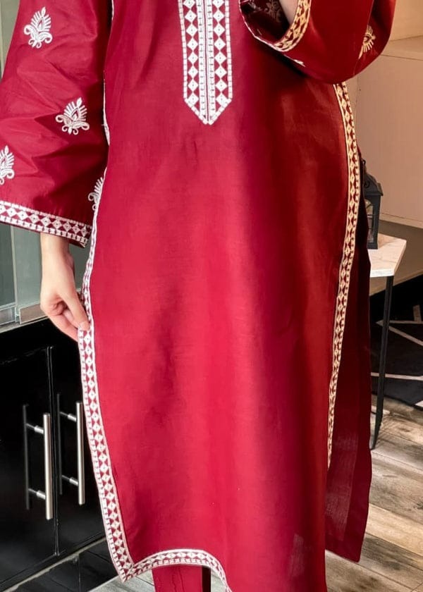 LILY EMBROIDERED 2PC