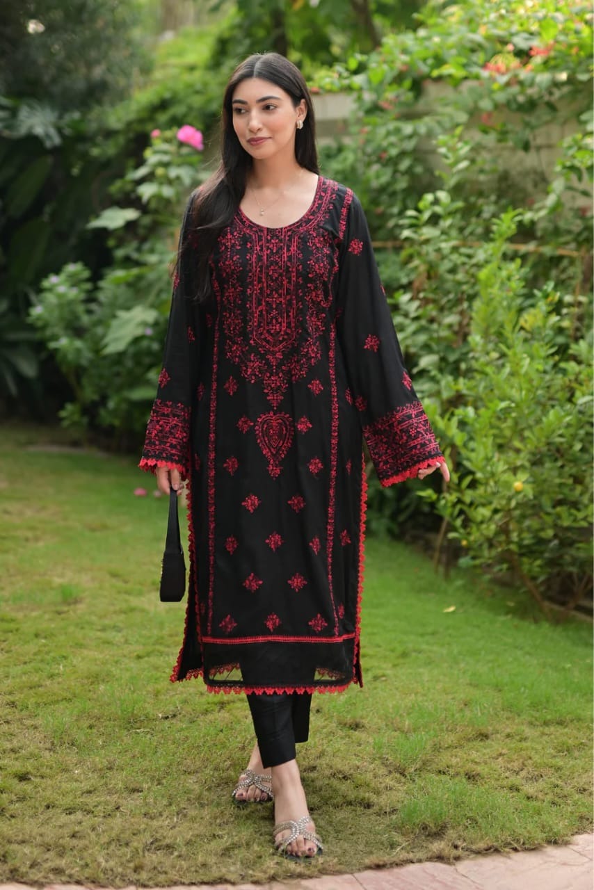 CELINA EMBROIDERED 2PC