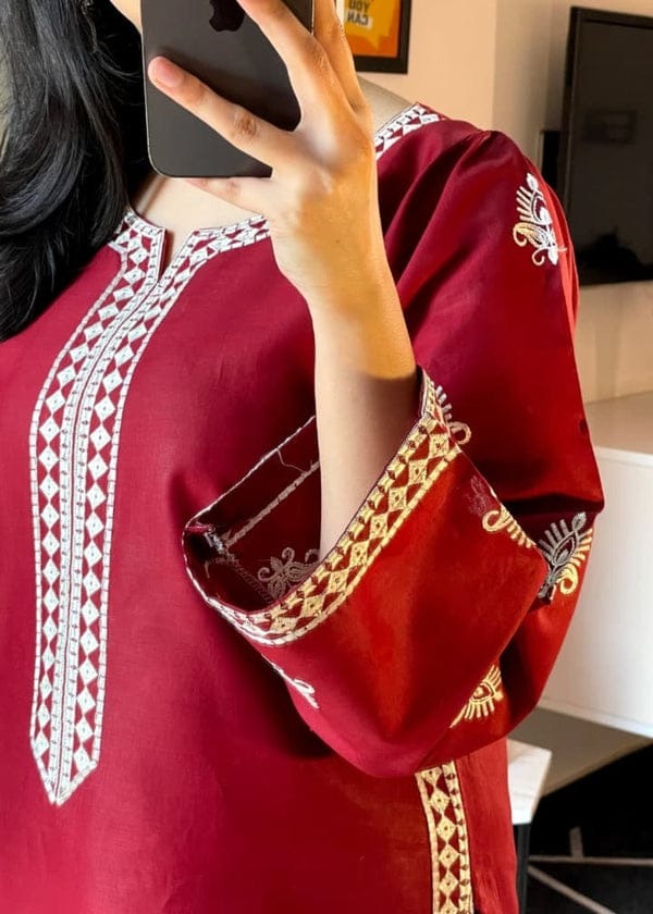 LILY EMBROIDERED 2PC